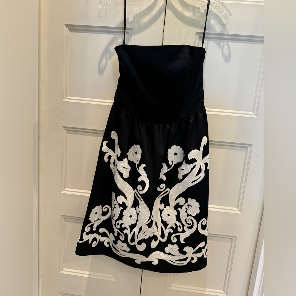 Strapless semi formal